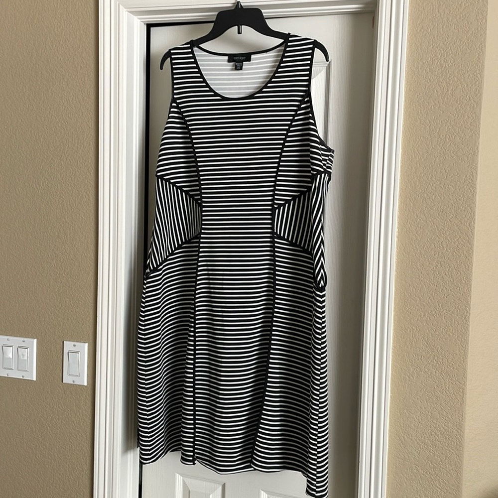 Karen Kane dress size 2x